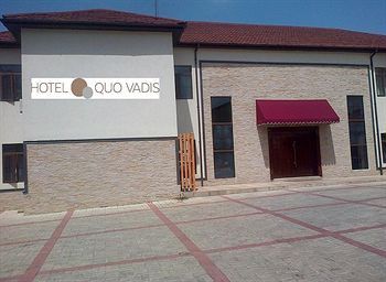Quo Vadis Hotel อาบูจา ภายนอก รูปภาพ